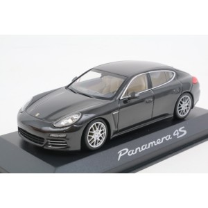 Porsche Panamera 4S 2013