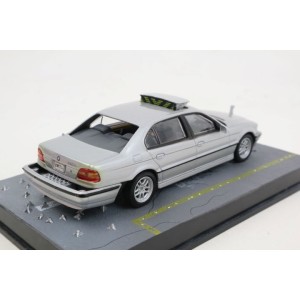 BMW 750 iL ''Tomorrow Never Dies'' 007