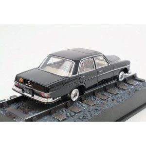 Mercedes-benz 250 SE ''Octopussy'' 007
