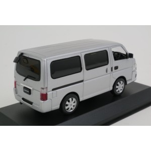 Nissan Caravan E25 [ Urvan ]
